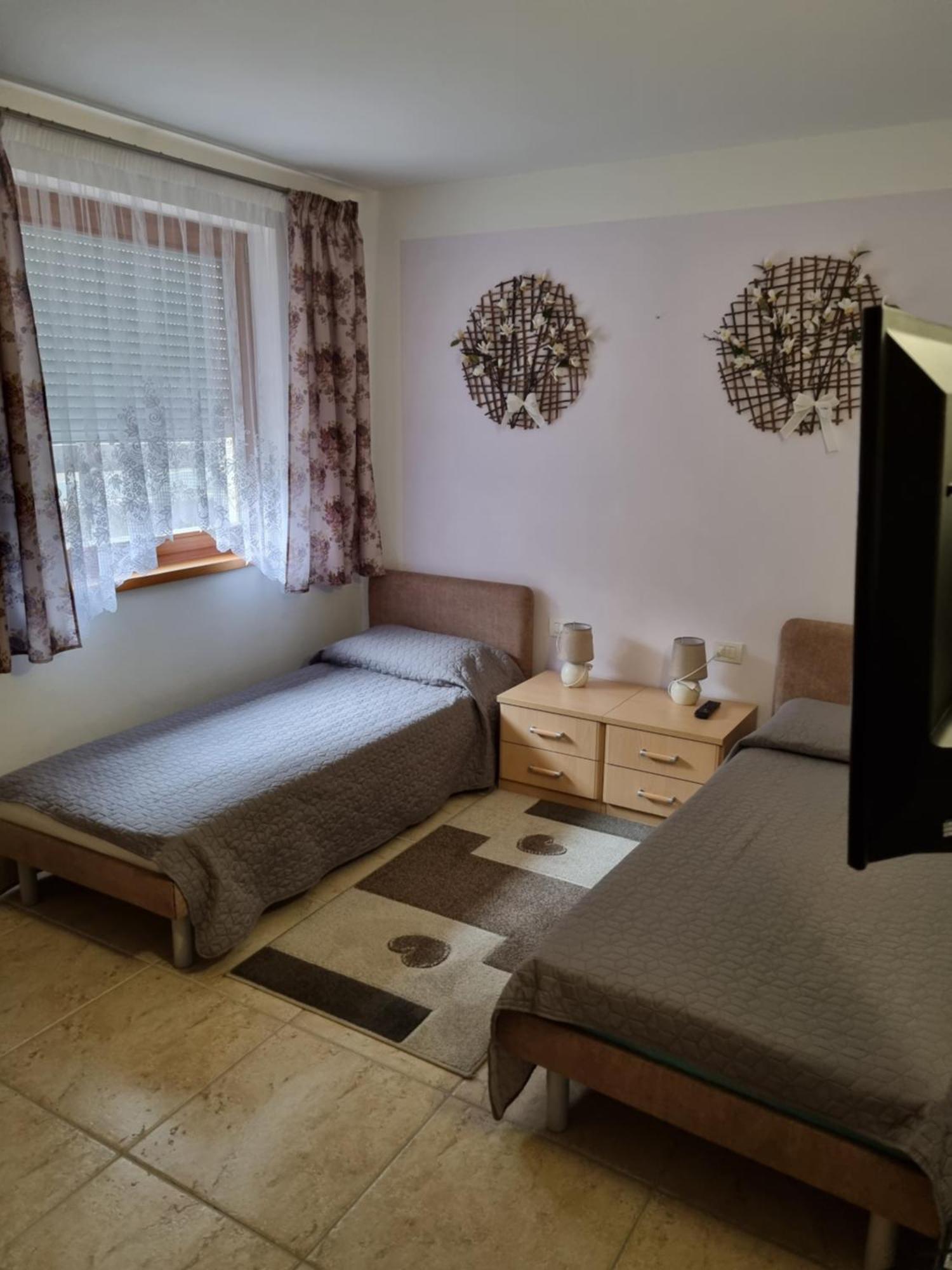 Night And Day Apartment Predazzo Ngoại thất bức ảnh